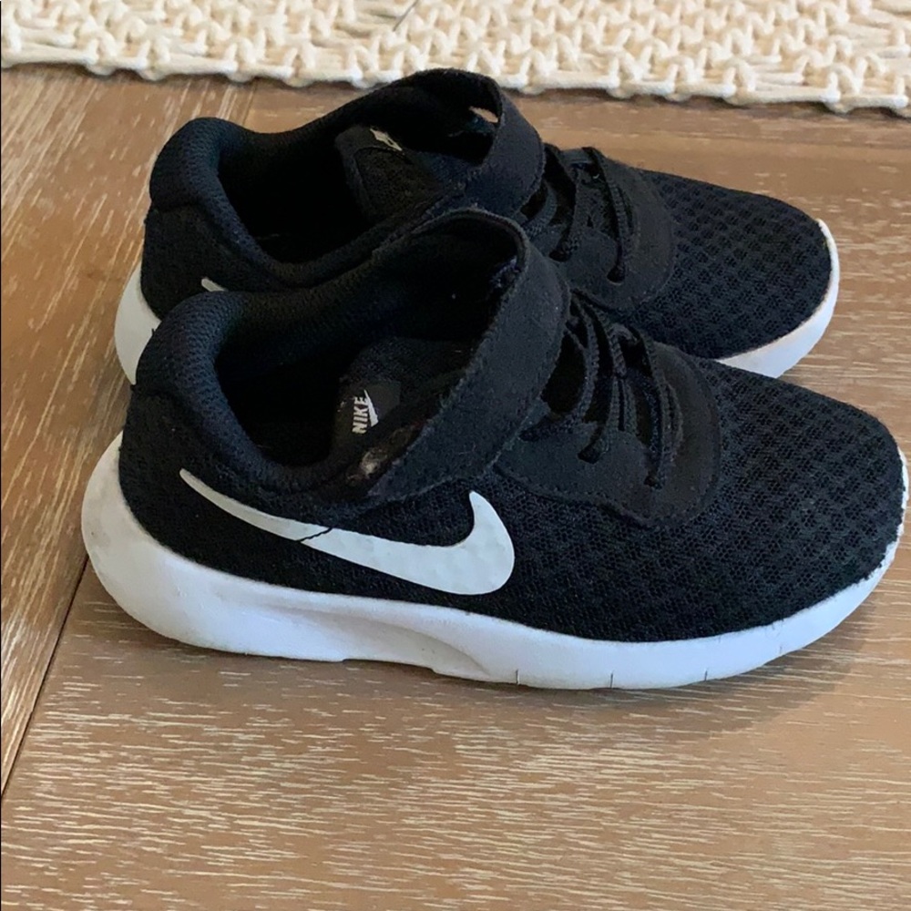 Gently worn nikes